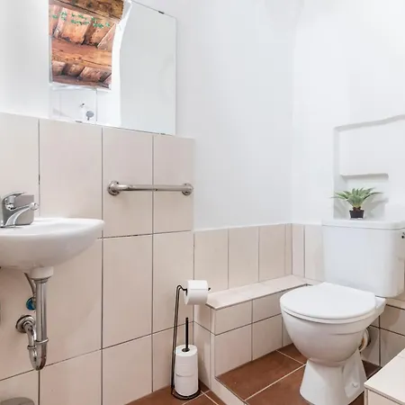 Apartman 20 Seconds To Charles Bridge *