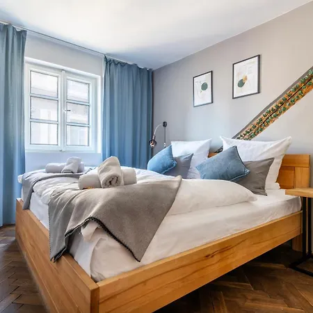 Apartment 20 Seconds To Charles Bridge